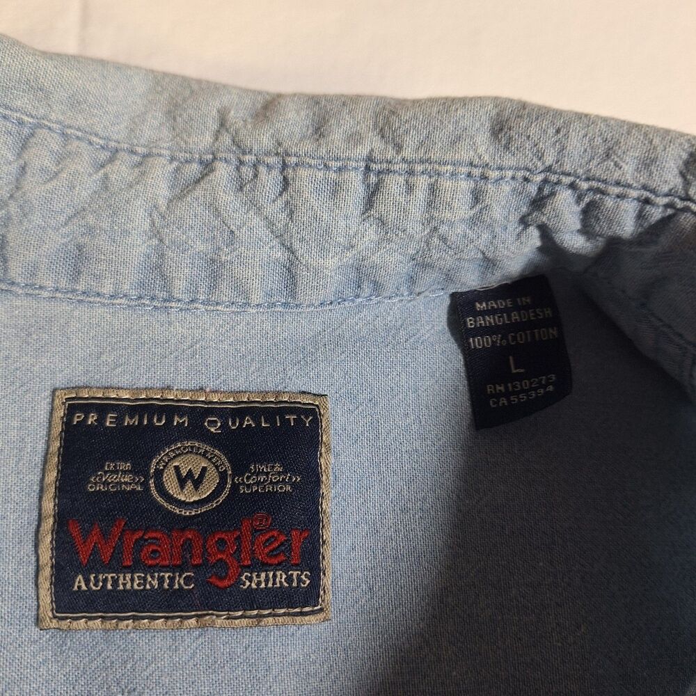 Wrangler Light Blue Chambray Denim Short Sleeved Button Up Shirt Western Size L - Picture 4 of 8